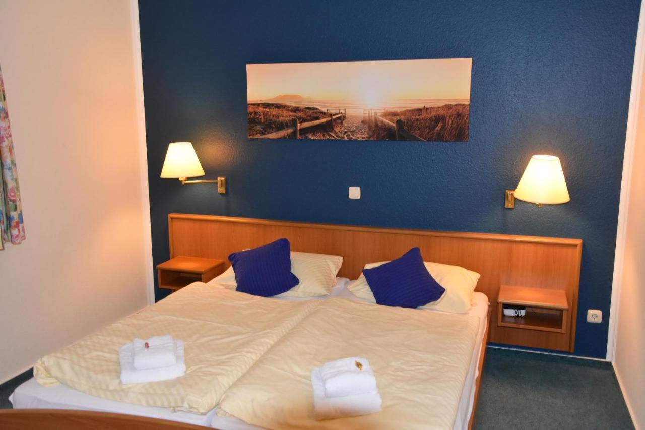 Hotel Zum Gesundbrunnen Бад Цвишенан Екстериор снимка